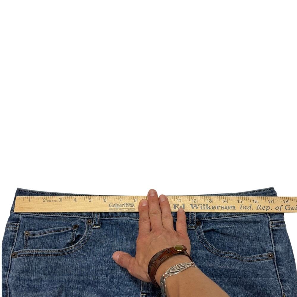 American Eagle Jeans Women Size 14 Long Blue Straight Stretch Distressed Casual - Picture 5 of 8